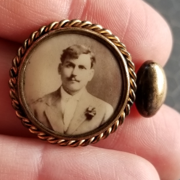 Relisted -Antique photo cufflinks gold tone photograph sepia - Picture 7 of 11